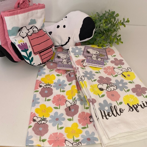 Cute Snoopy Kitchen Set NWT Peanuts - Picture 14 of 14